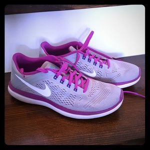 Nike Flex Run Shoes